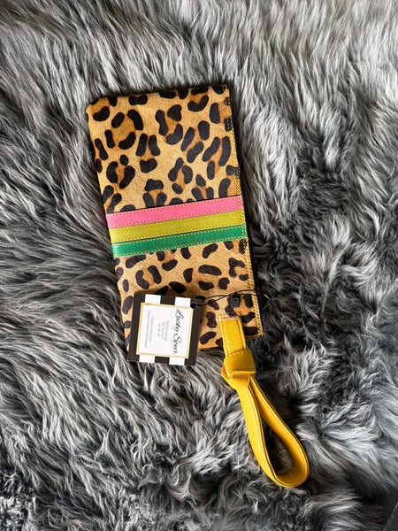Hided Wrist Wallet
