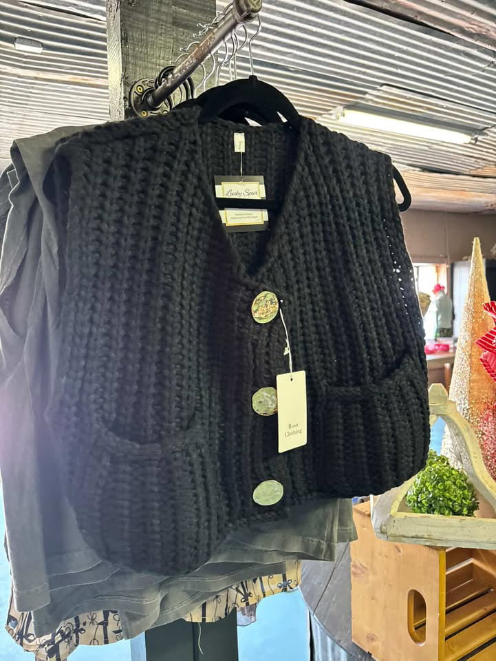 Black Knitted Cropped Vest