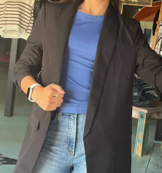 Black 3/4 Sleeve Blazer